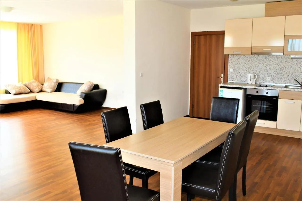 Solei Apartments Primorsko