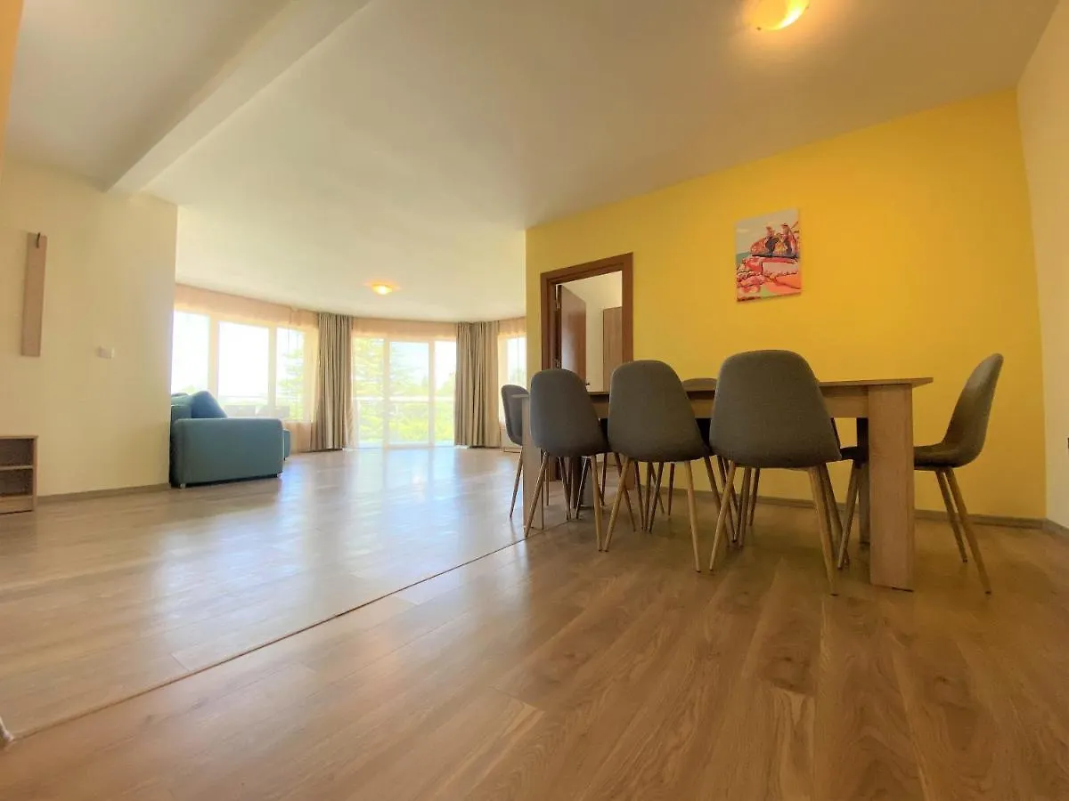 Solei Apartments Primorsko
